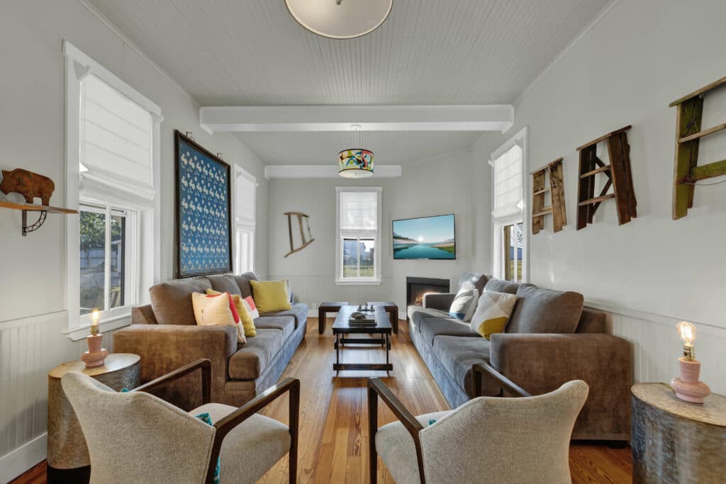 The Oswald 1 6810393133fee409b4459aa7