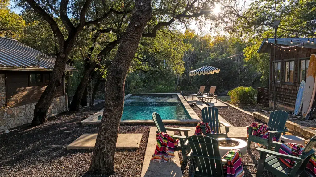 Whispering Creek 81 Exterior 0398