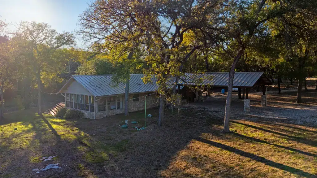 Whispering Creek 9 Exterior 0413