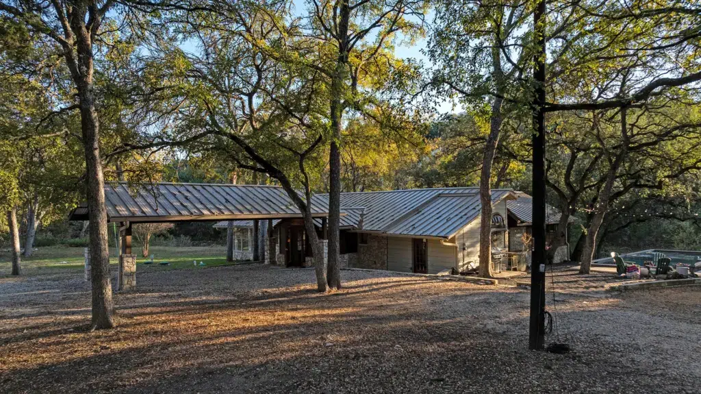 Whispering Creek 60 Exterior 0538