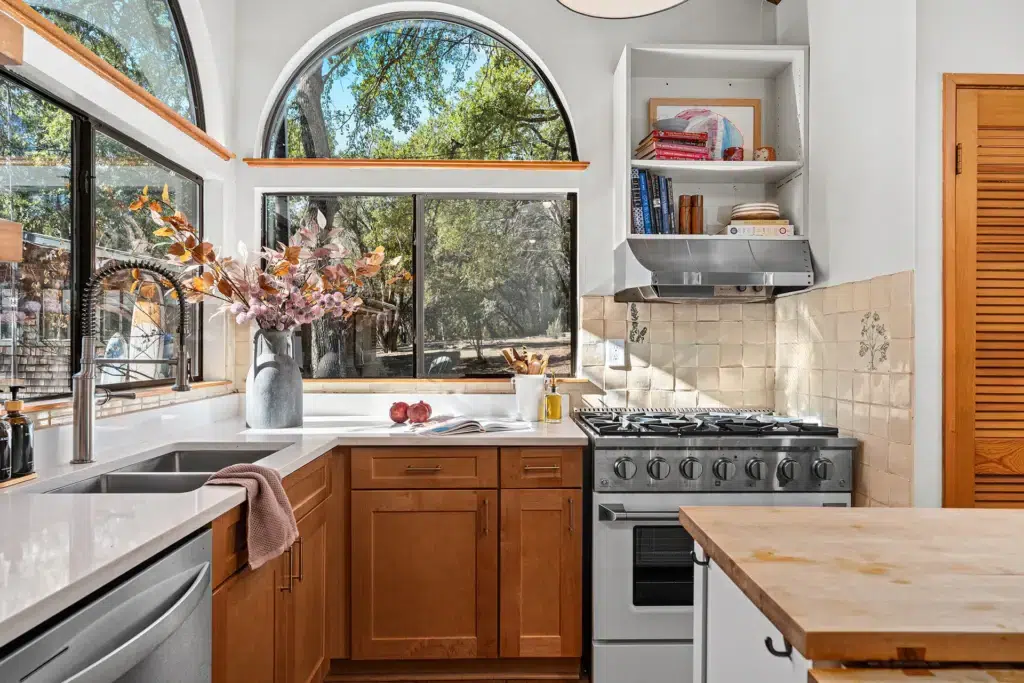 Whispering Creek 54 Interior 02516