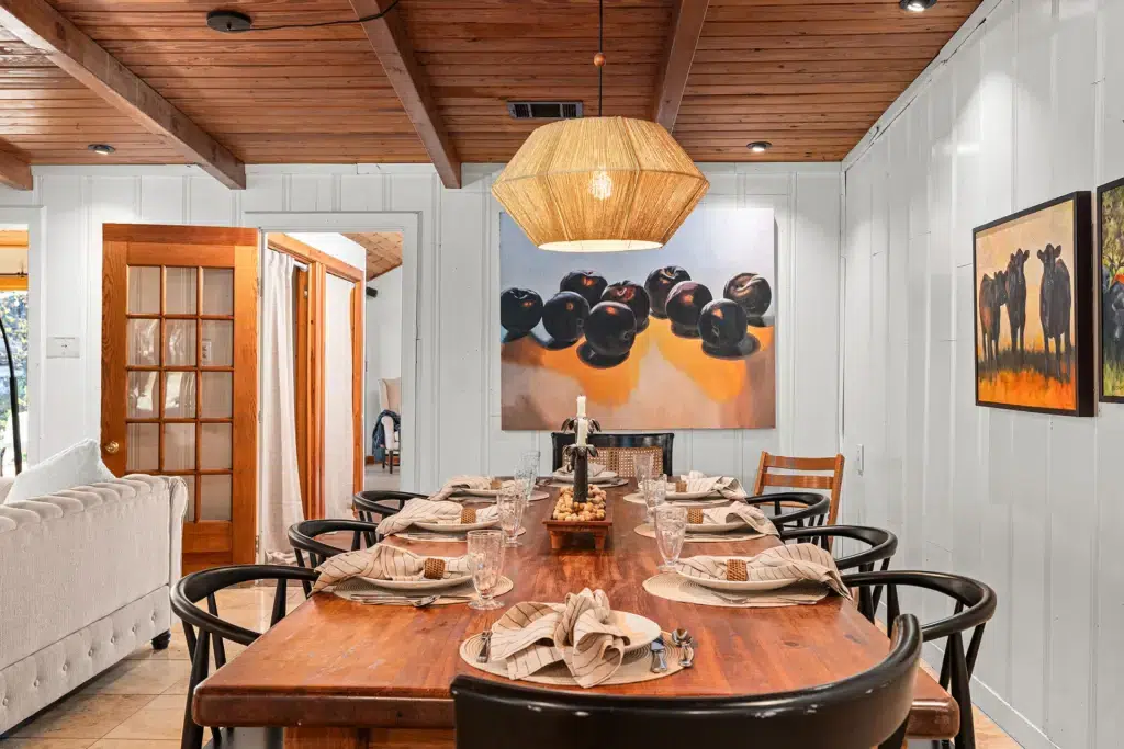 Whispering Creek 63 Interior 02556