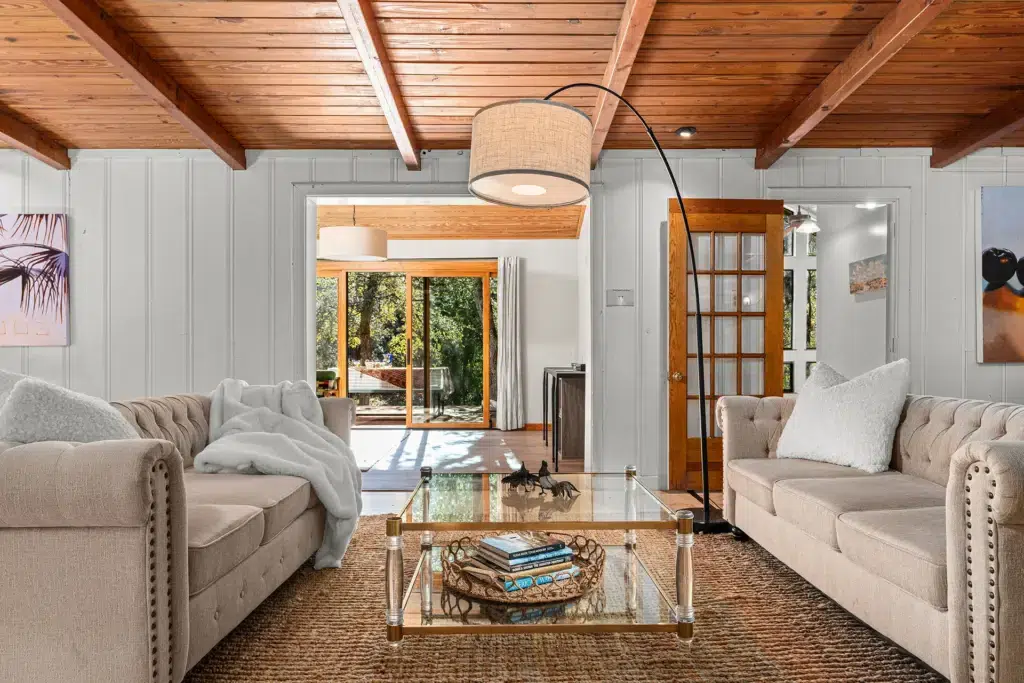 Whispering Creek 49 Interior 02605