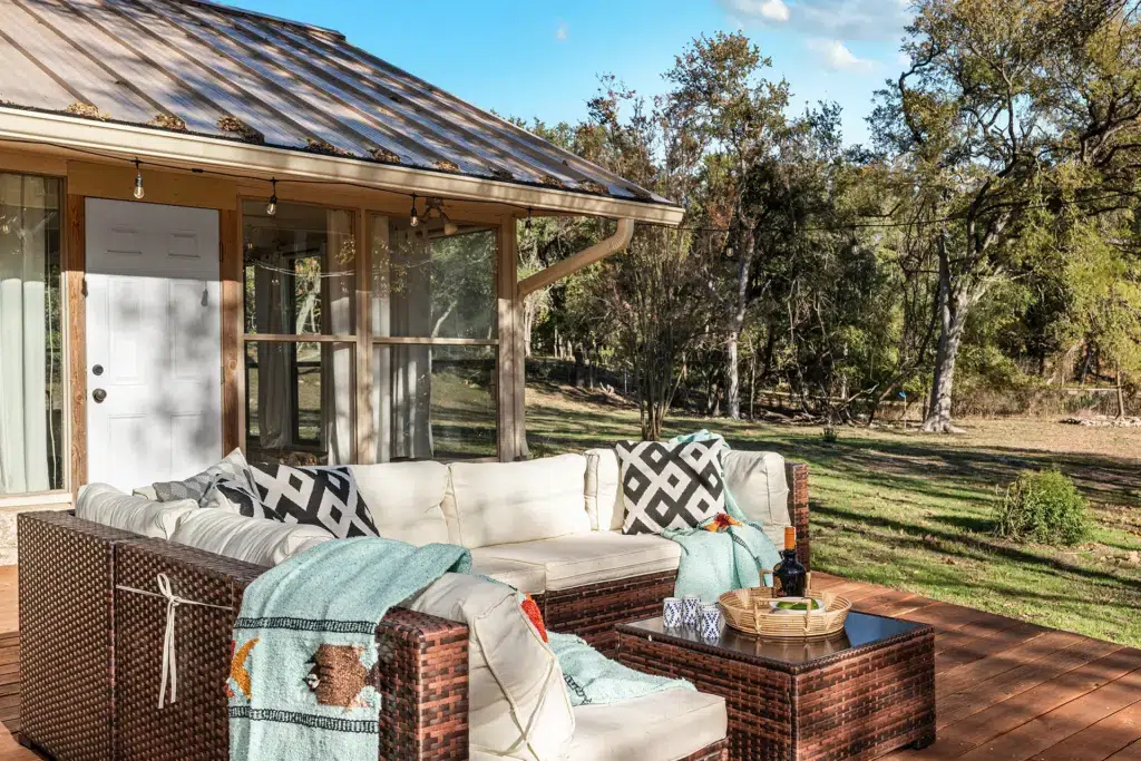 Whispering Creek 2 Interior 02809