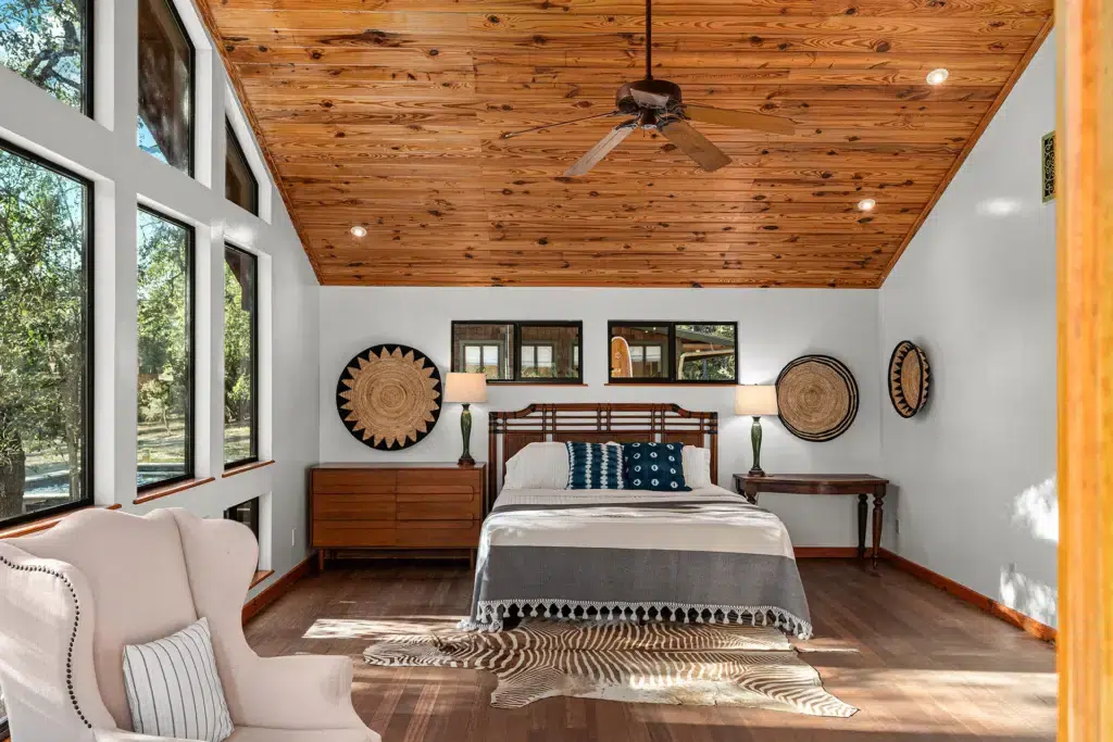 Whispering Creek 31 Interior 02845