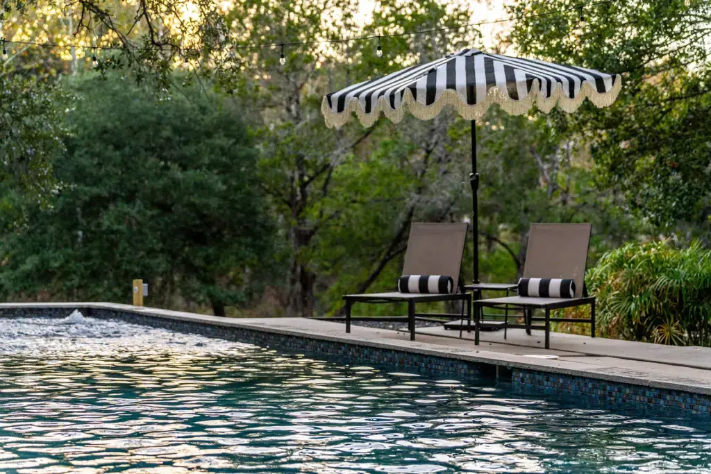 Whispering Creek 67 Vignette 03035