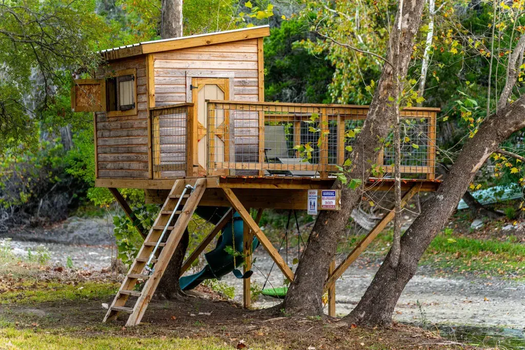 Whispering Creek 69 Vignette 03045